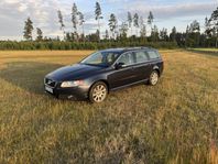 Volvo V70 2.5FT Momentum 2010