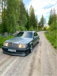 Mercedes-Benz 230 E