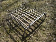 Gammalt takräcke och sökarlykta