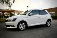 Skoda Fabia 1.2 TSI 90hk P-sensorer Apple CarPlay