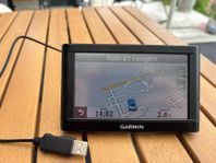 Garmin Drive nüvi 52 GPS 5”