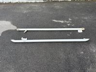Sidesteps Volvo XC70 2001-2004