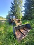 Traktor Valmet 702 1974 och skogsvagn Farma CT5 2005