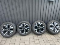 Kia original 19” fälgar med sommardäck 