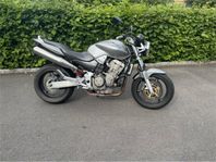 Honda CB 900 F Hornet