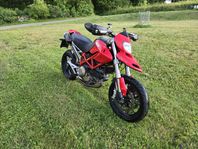 Ducati Hypermotard 1100