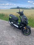 Peugeot Speedfight moped 