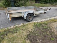 Bromsad släpkärra