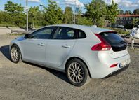 Volvo V40 D2