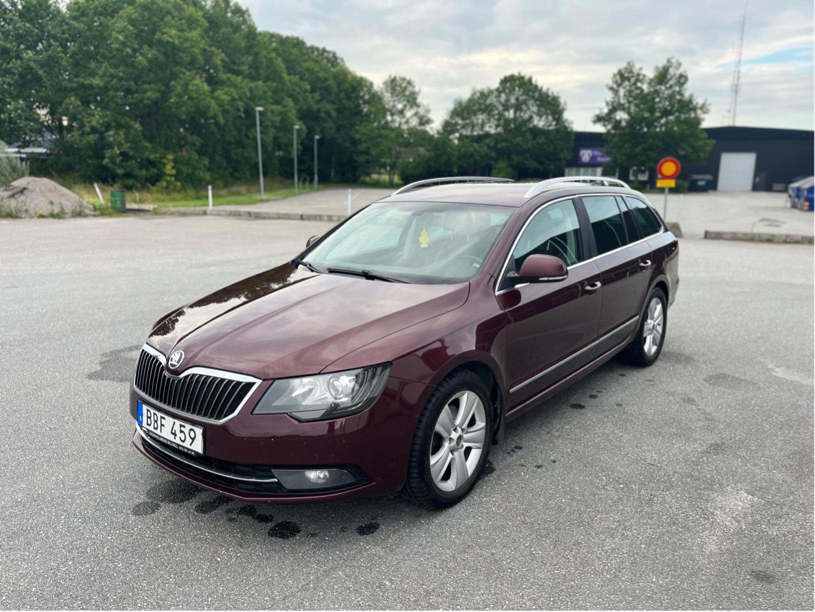 Škoda Superb Kombi 2.0 TDI 4x4 DSG Sekventiell, 170hk, 2014