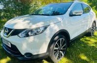 Nissan Qashqai 1.2 Tekna 2016 – Fullutrustad & Välvårdad!