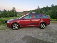 Skoda Octavia Kombi 2.0 FSI 4x4 Euro 4