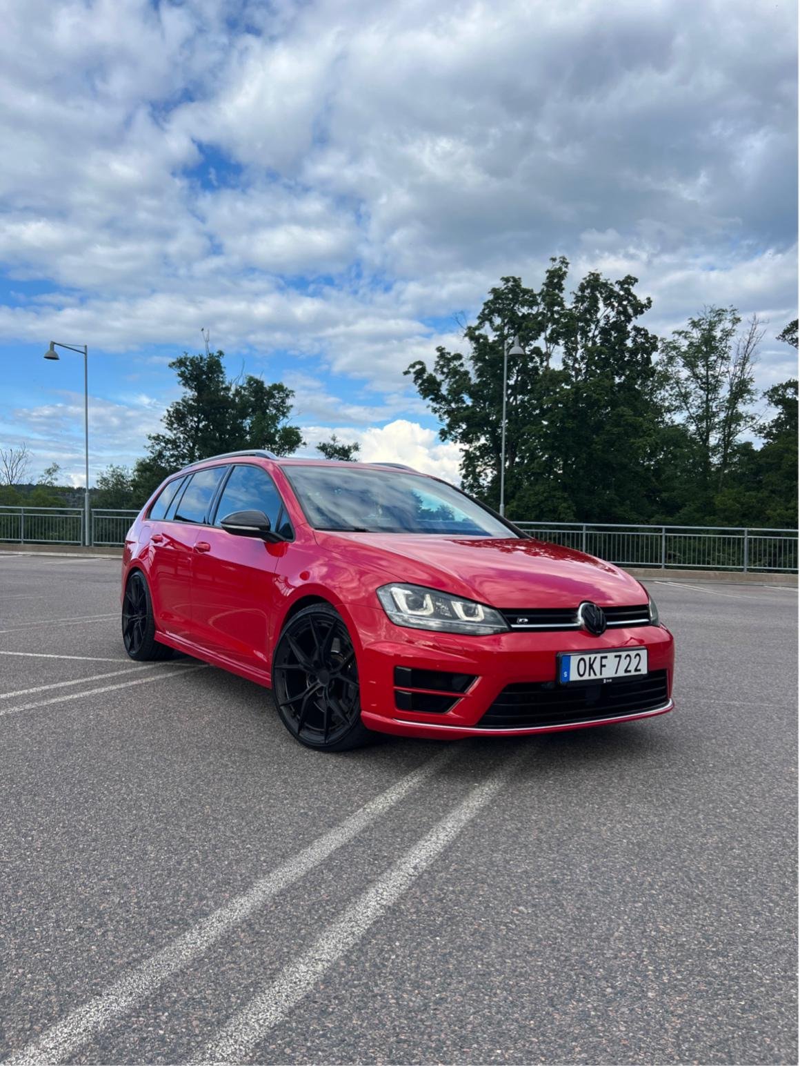 Volkswagen Golf Variant R 2.0 TSI BMT 4Motion DSG sekvensiell, 6-trinn, 300hk, 2017