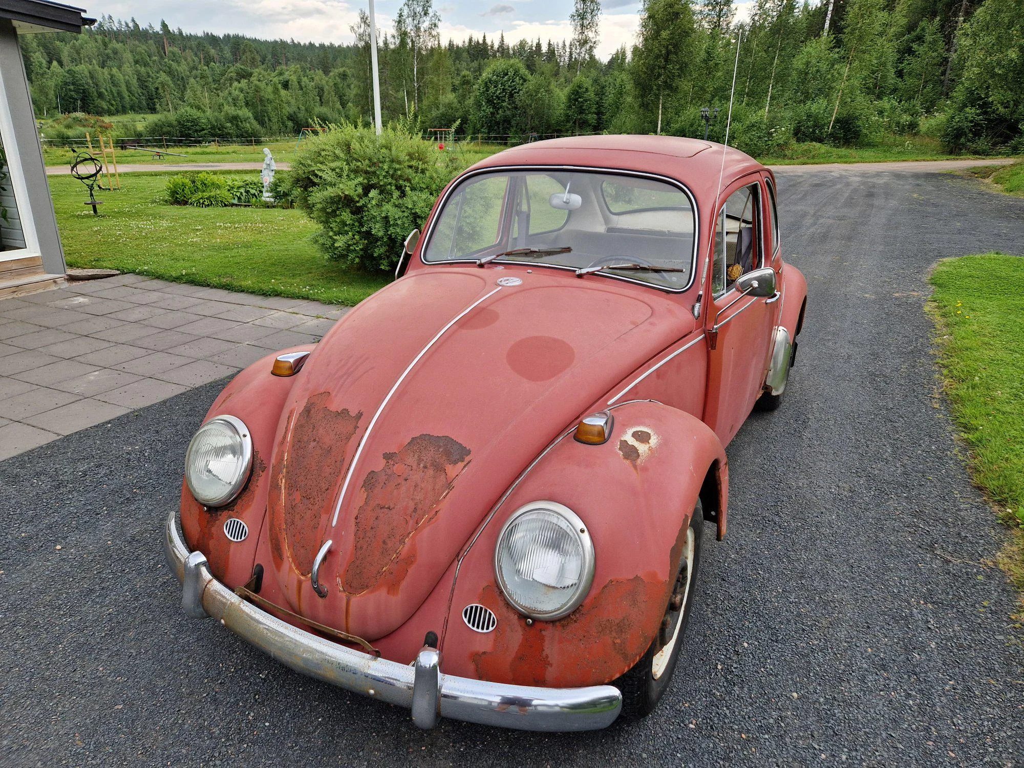 https://i.blocketcdn.se/pictures/mobility/1402152416/9f8de9d349464ba5a6fa3f5e0768ba50.webp?type=3840x2880