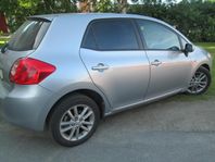 Toyota Auris 5-dörrar 2.0 D-4D Euro 5