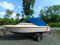 Fynd! Crescent 53 DC med 90 hk (trailer kan köpas till)