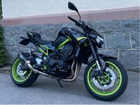 Kawasaki Z900 Akrapovic