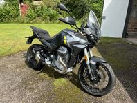 Moto Guzzi Stelvio 300 mil inkl Quickshifter & Sidovöskor