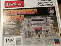 Ny edelbrock 750 cfm