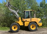 Volvo L40 lastmaskin 8 ton med hydraulisk vikplog