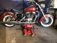 Motorcykel Honda Vt 1100 C3