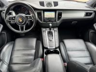Porsche Macan Turbo PDK Pano Sport Chrono Euro 6