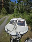 Örnvik 510 Ht '76 med Mercury 65HK. inkl. 30-släp