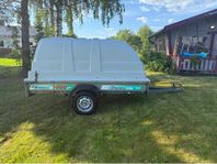 Caravan 1400 750kg obromsat med kåpa
