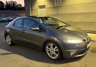 Honda Civic 2.2 i-CTDi 140hk lågmil