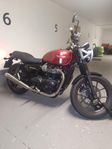 Triumph Street Twin 900 - 16