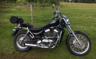 Suzuki Intruder 800