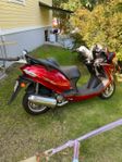 Kymco 250 litet objekt