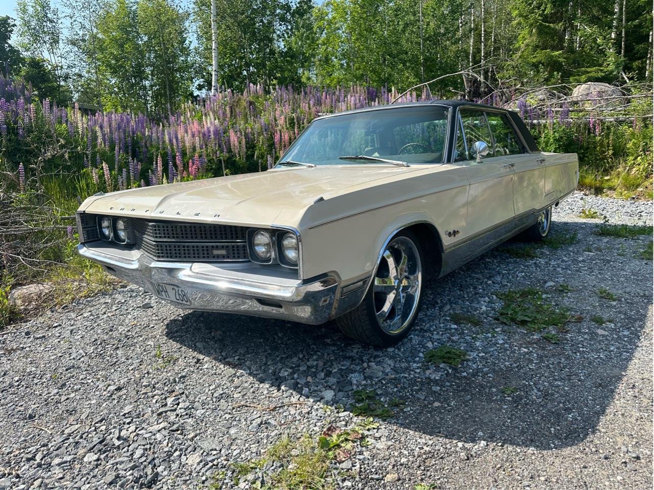 Chrysler New Yorker 4-dörrars Hardtop 7.2 V8 TorqueFlite, 355hk, 1968