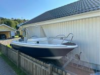 Yamarin 5200 med en Yamaha 50 hk (fyrtaktare)