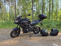 Kawasaki Versys 650 A2 2023 Inkl. Sidoväskor & Toppbox