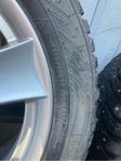 4 Dubbdäck Nokian Nordman 8 (SUV) på fälg  