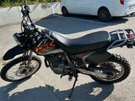 Suzuki DR650SE