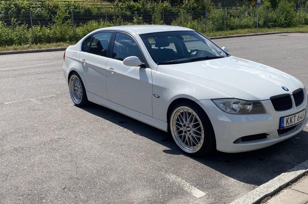 BMW E90 325i Sedan Advantage, Comfort Automat säljes i Avesta | Blocket