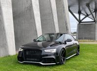Audi A5 Coupe RS5 Look A traktor