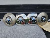 BMW 1600-2002 delar NOS enligt bilderna.