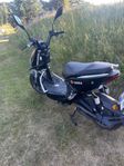 Elmoped Yadea 2020