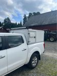Hundkåpa Nissan navara 2016