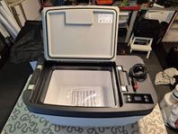 Camping utrustning Tesla Model Y - Kyl - Madrass - Insynssky