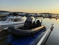Greatwhite DLX560 (2024) - Mercury 115 Pro XS CT - Simrad 9”