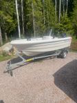 Båt / HR 435, 30 Hk (4 takt), 2009 inkl båttrailer