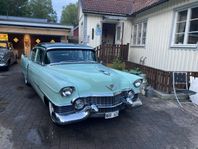 Cadillac Fleetwood Sixty Special 5.4 V8 Hydra-Matic
