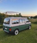 Volkswagen T4 California. Nylackerad.