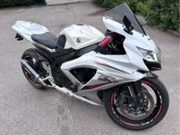 Nybesiktad Suzuki GSX-R 750 150hk Akrapovic