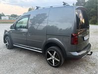 Vw Caddy Alltrack 4-motion Skinn Navi Clima