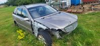 Mercedes C180 reservdelsbil